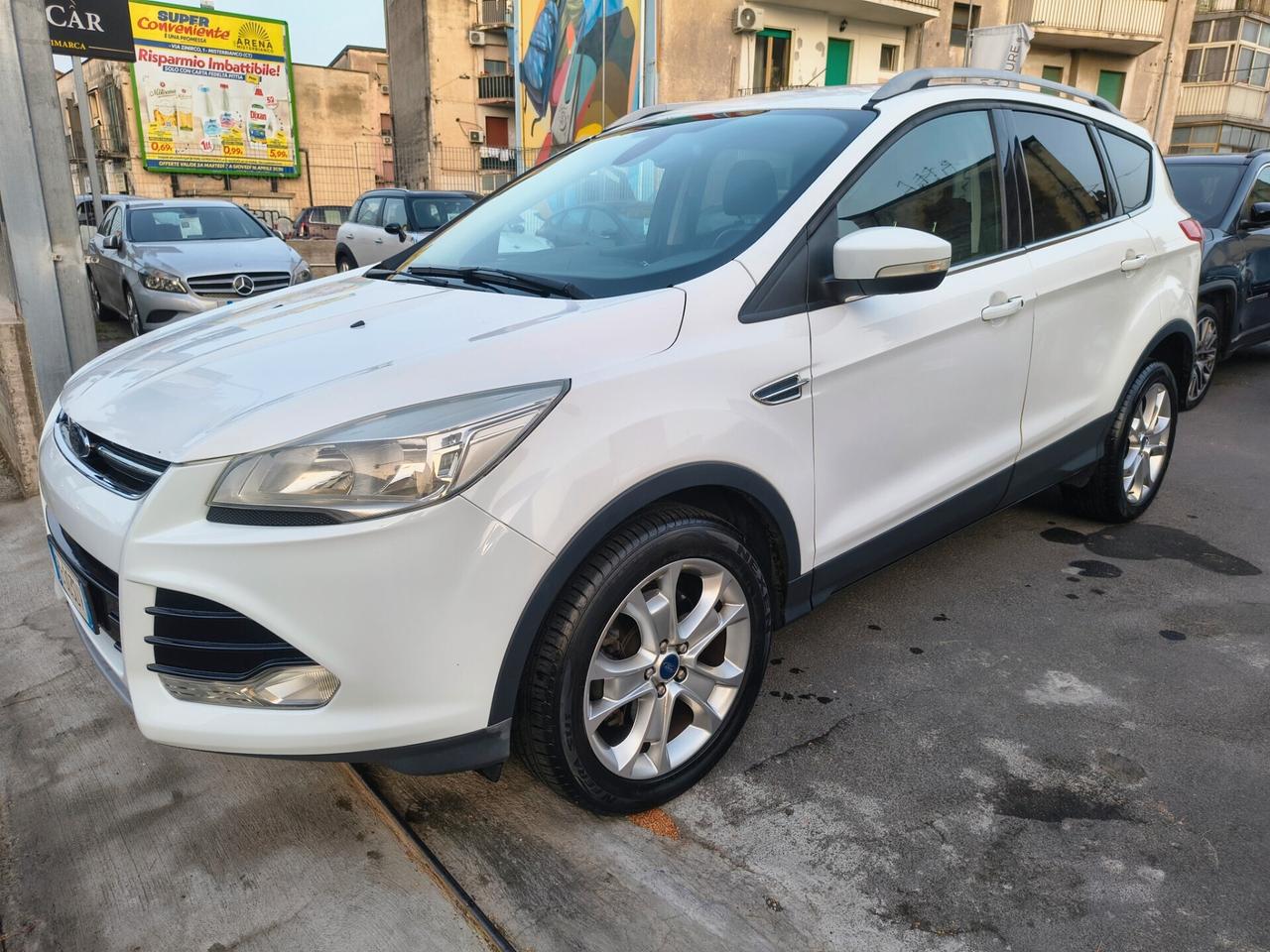 FORD KUGA SOLI 120.000 KM 2.0 DIESEL 120 CAVALLI 2015