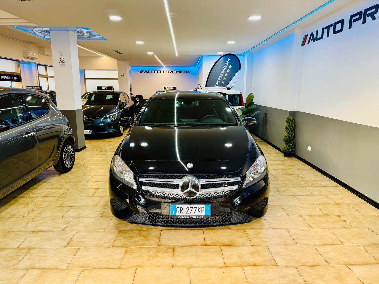 Mercedes-benz A 180 Sport 122Cv CarPlay / TouchScreen / Sedili Riscaldabili