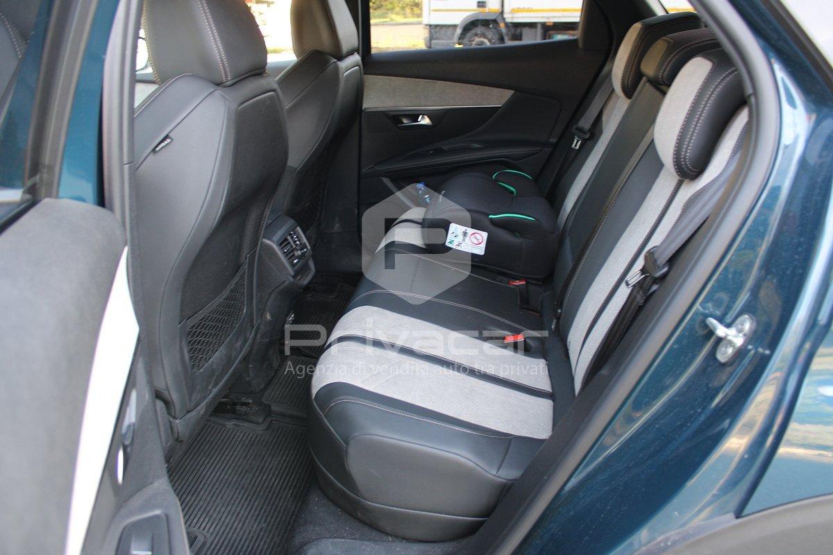 PEUGEOT 3008 Hybrid 225 e-EAT8 GT