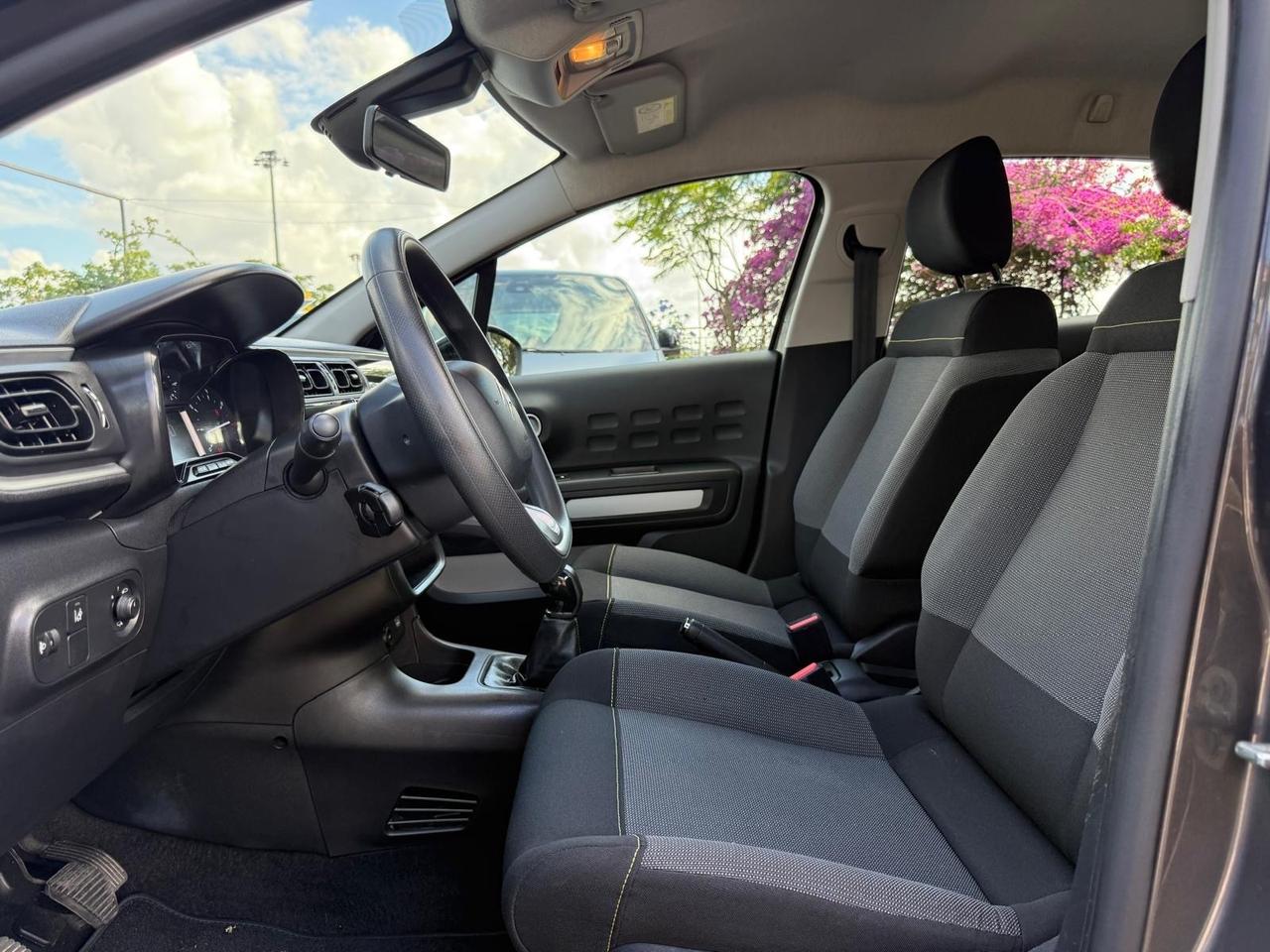 Citroen C3 83cv Benzina 5 porte Shine Navi bicolor pdc
