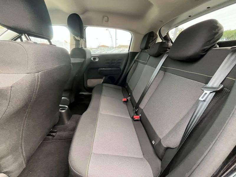 Citroën C3 C3 1.2 Shine s&s 83cv neopatentati