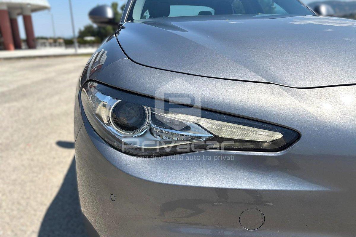 ALFA ROMEO Giulia 2.2 Turbodiesel 210 CV AT8 AWD Q4 Veloce