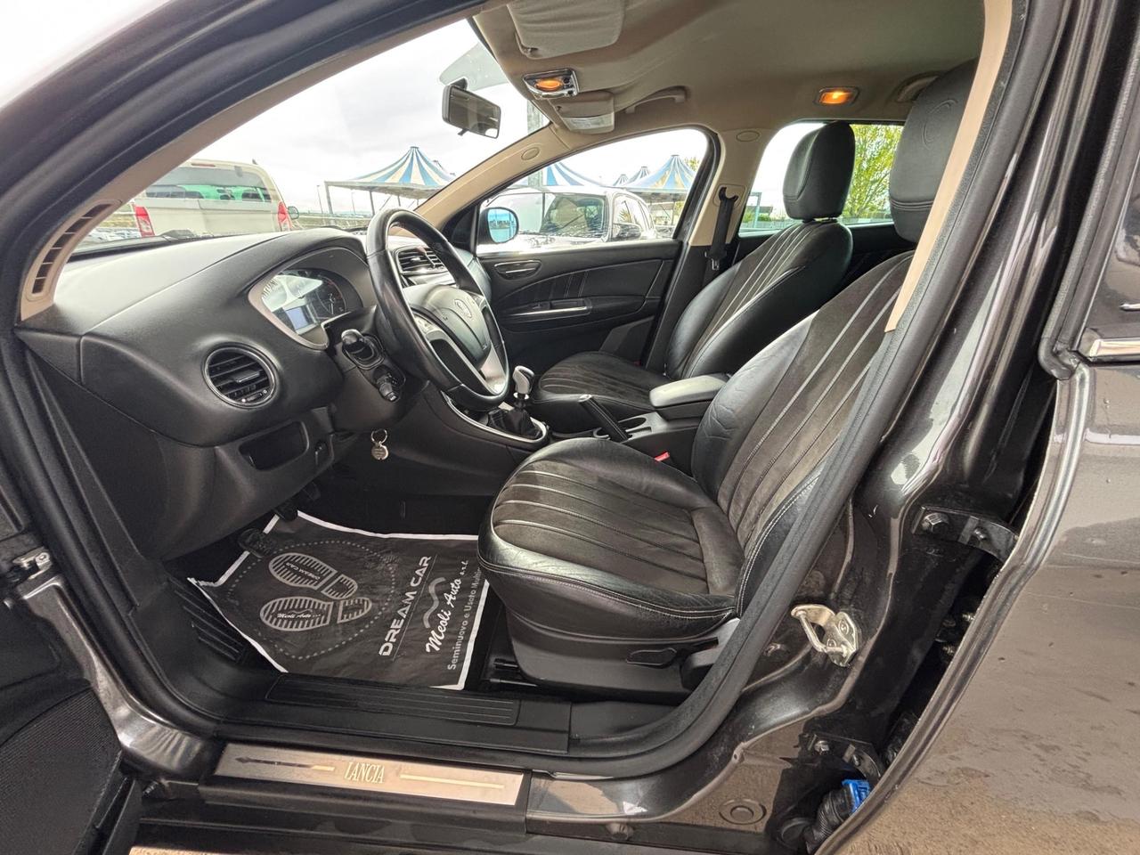 Lancia Delta 1.6 MJT DPF Gold