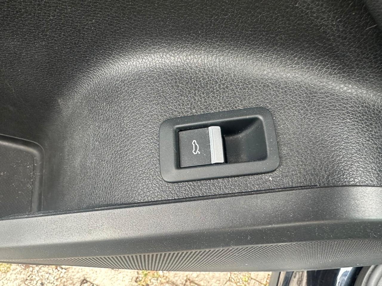 Audi Q5 2.0 TDI 150 CV Sport-05/2018