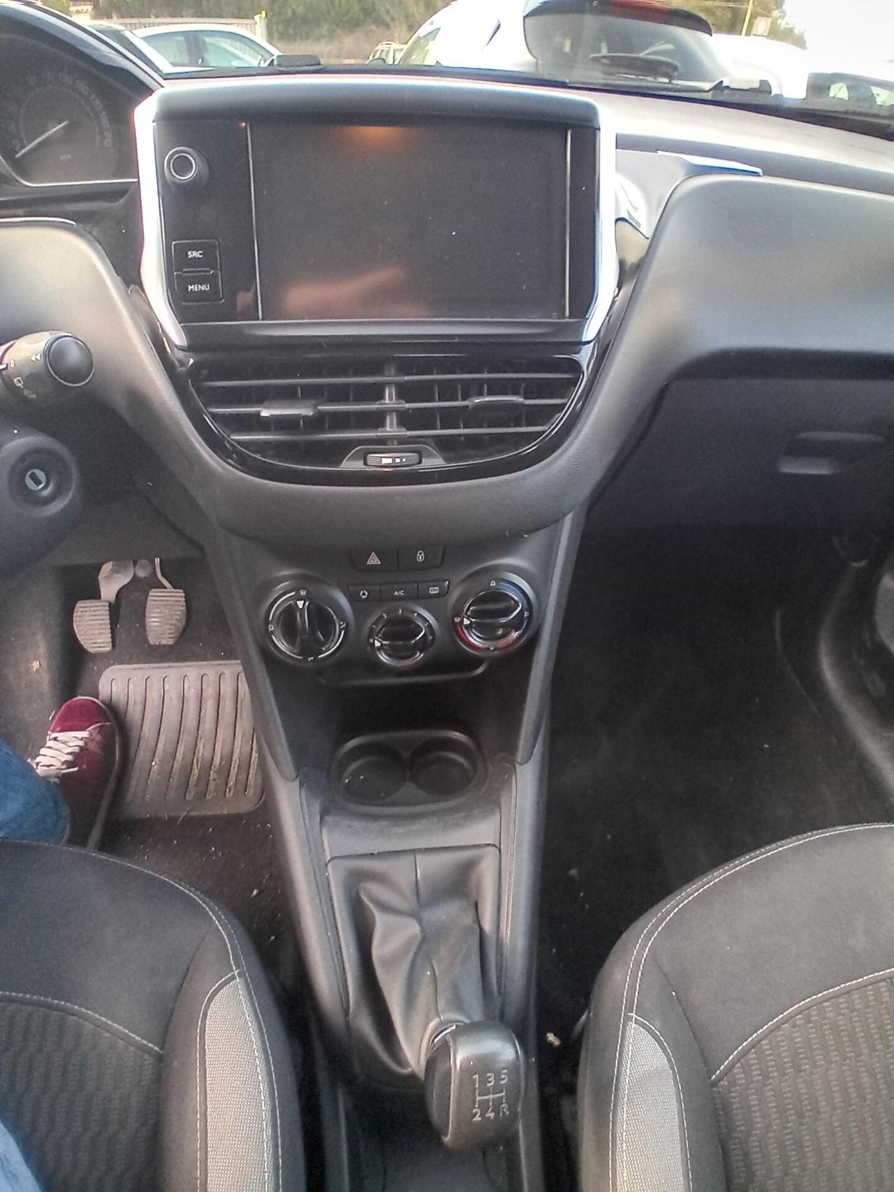 Peugeot 208 1.2 5 porte FINANZIO