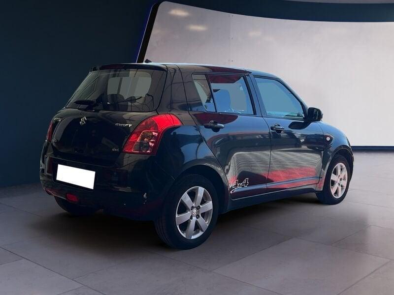 Suzuki Swift Swift 5p 1.3 16v GL c/airb.lat 4x4