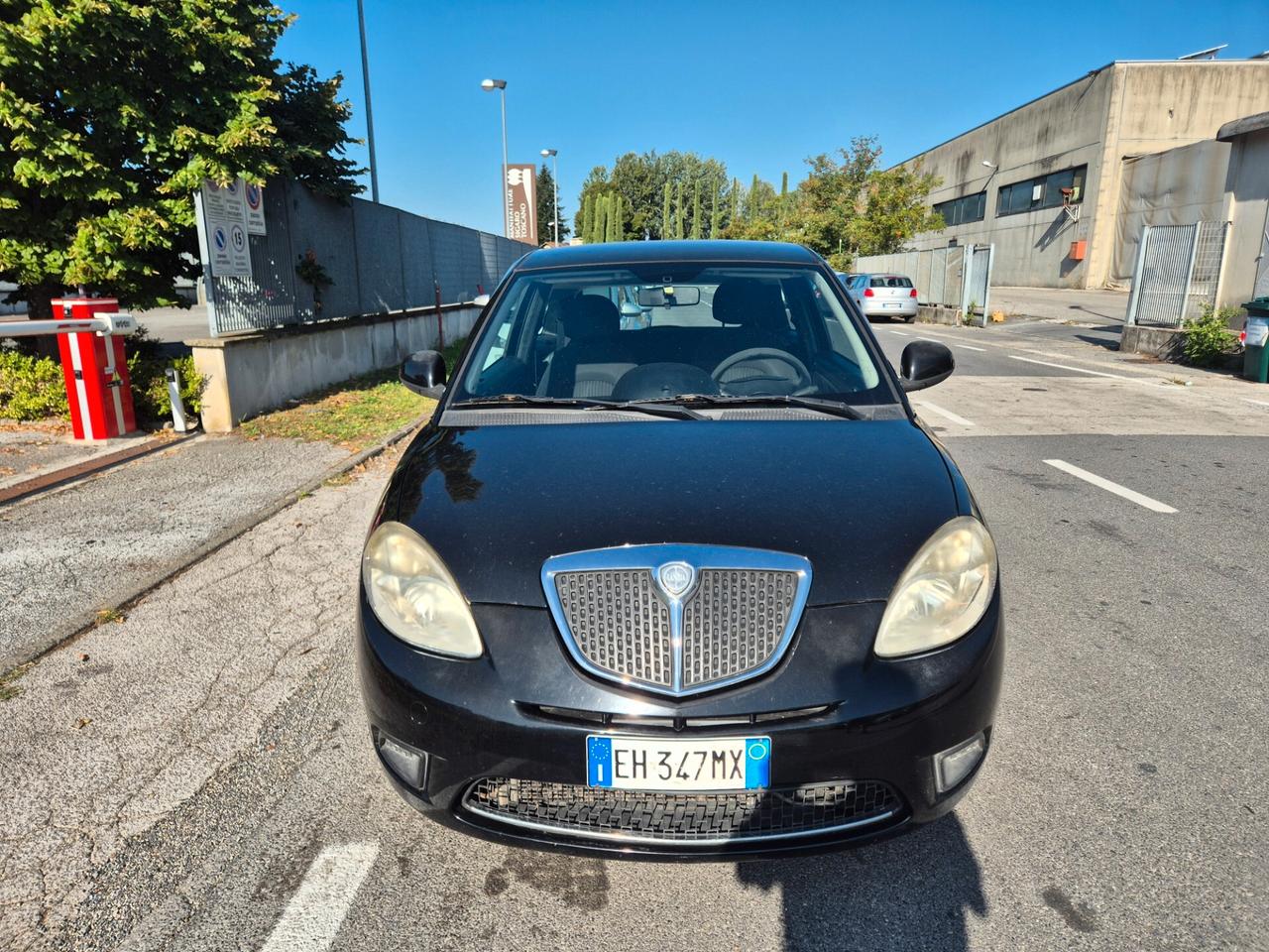 Lancia Ypsilon 1.3 MJT 75 CV Diva