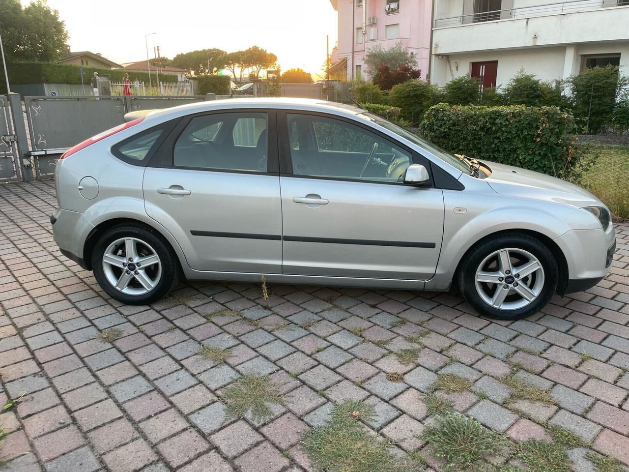 Ford Focus CC Focus 1.6 TDCi (90CV) 5p. GANCIO TRAINO