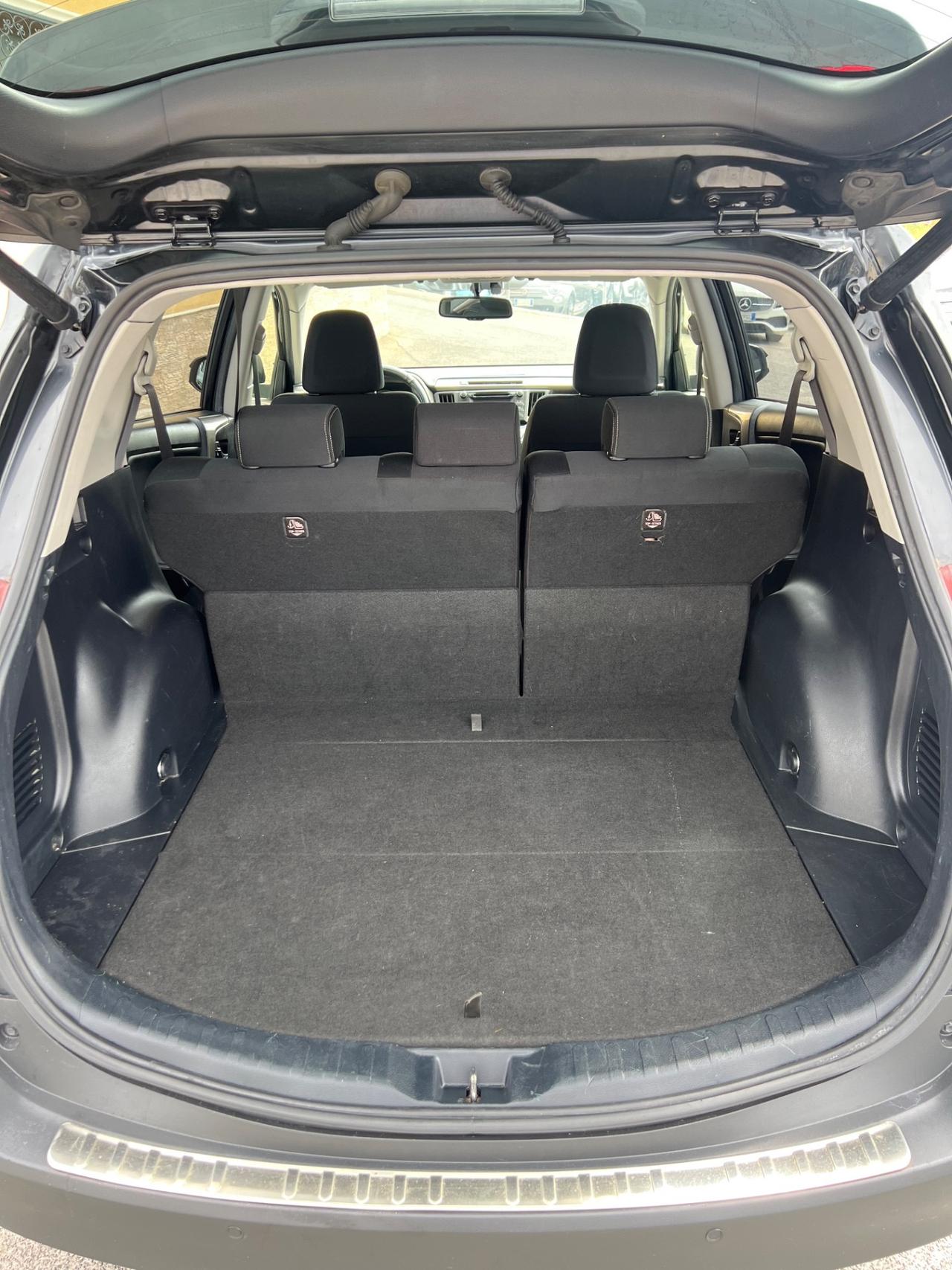 Toyota RAV 4 2.2 D-4D 150cv 4WD