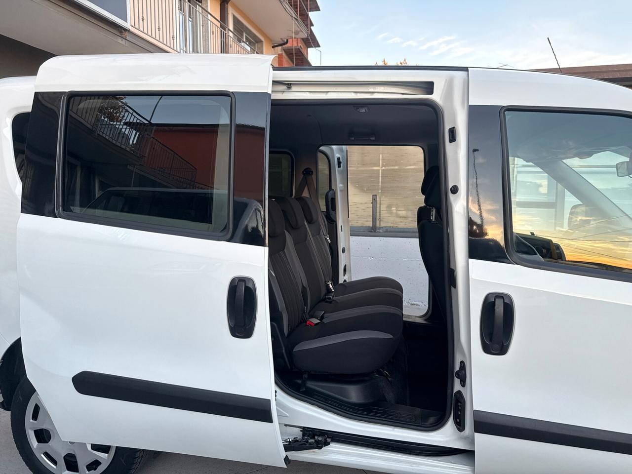 Fiat Doblo Maxi 1.6 mjt 120cv Lounge