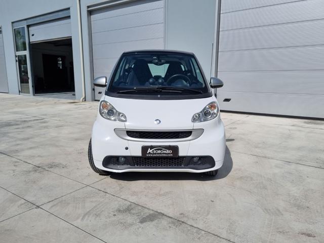 SMART ForTwo 1000 52 kW MHD compact