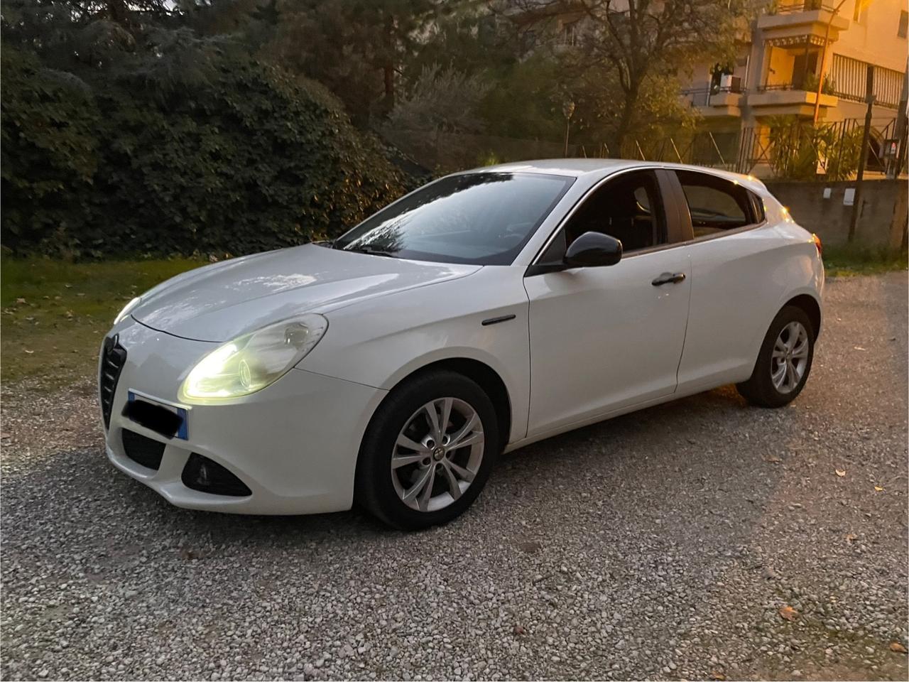 Alfa Romeo Giulietta 1.6 JTDm-2 105 CV Distinctive