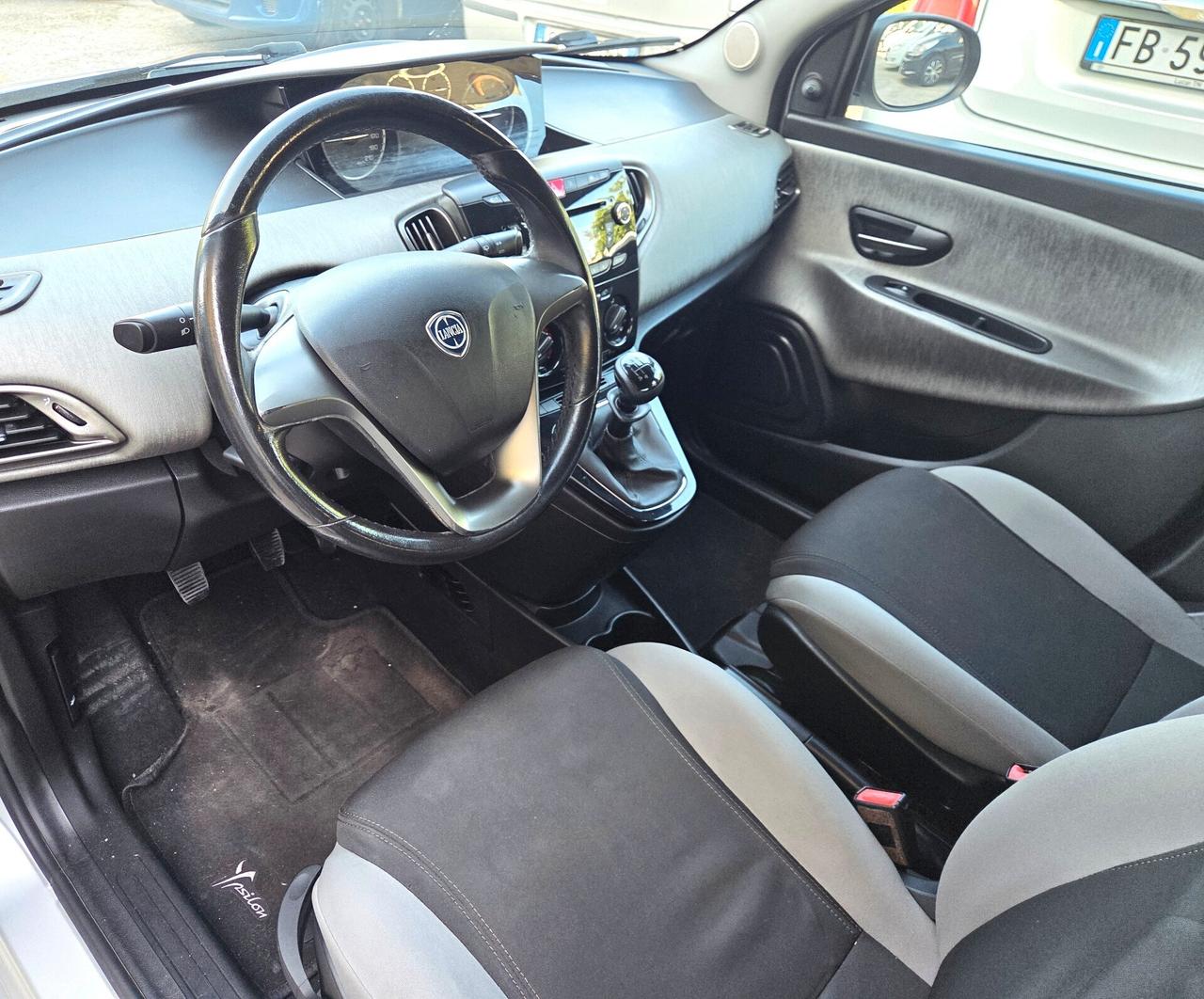 Lancia Ypsilon 1.2 SOLO 83000 KM TAGLIANDATA GARANZIA