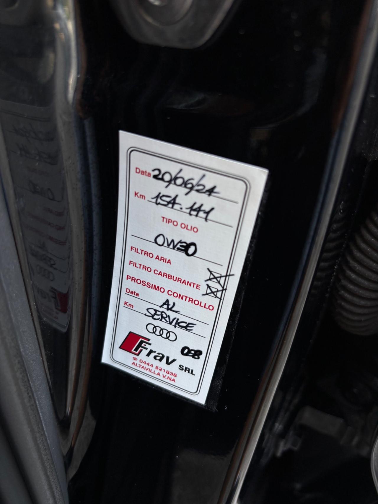 Audi Q3 2.0 TDI 140cv. Garanzia . Neopatentati