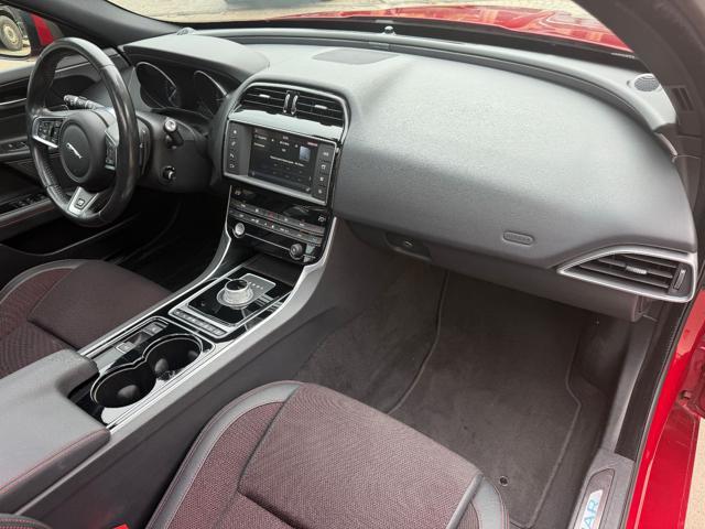 JAGUAR XE 2.0 D Turbo 180CV aut. R-Sport
