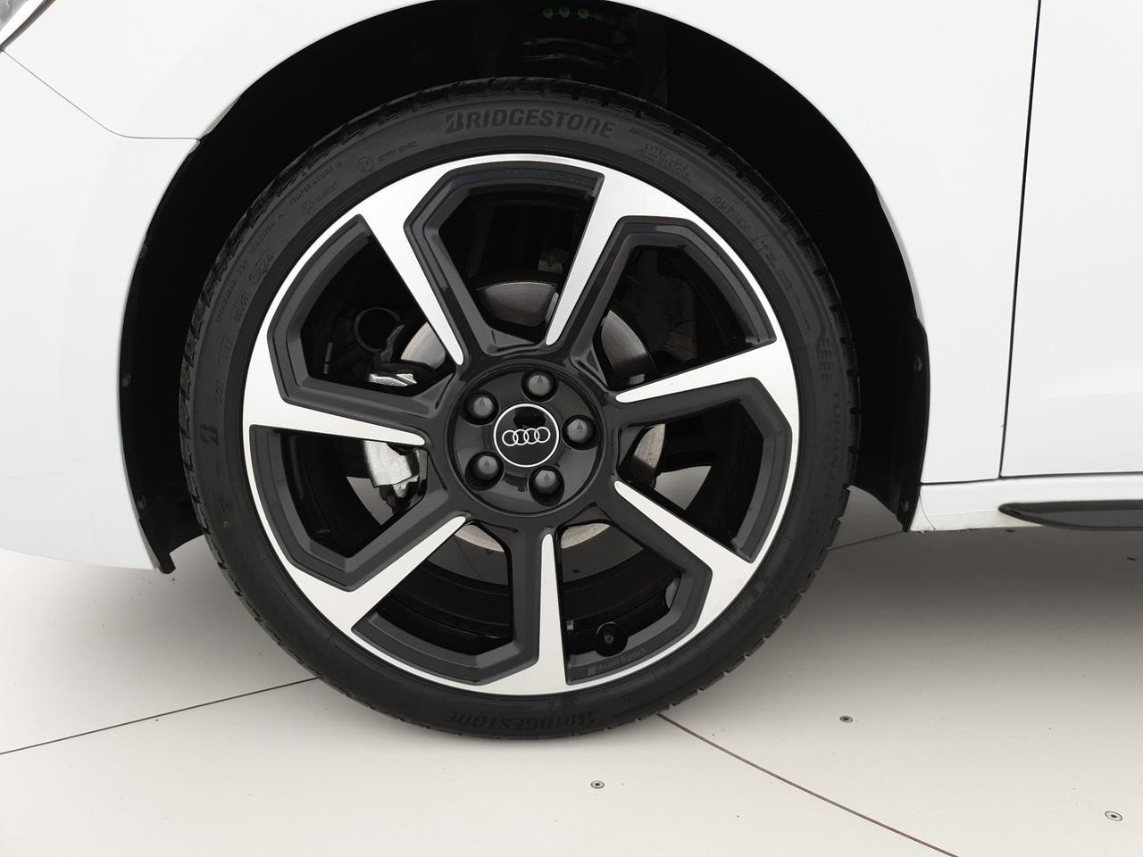 Sportback 35TFSI 150CV S tronic Identity Black