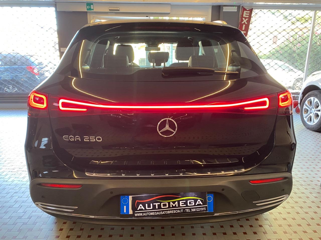 Mercedes-benz EQA 250 Sport Aziendale