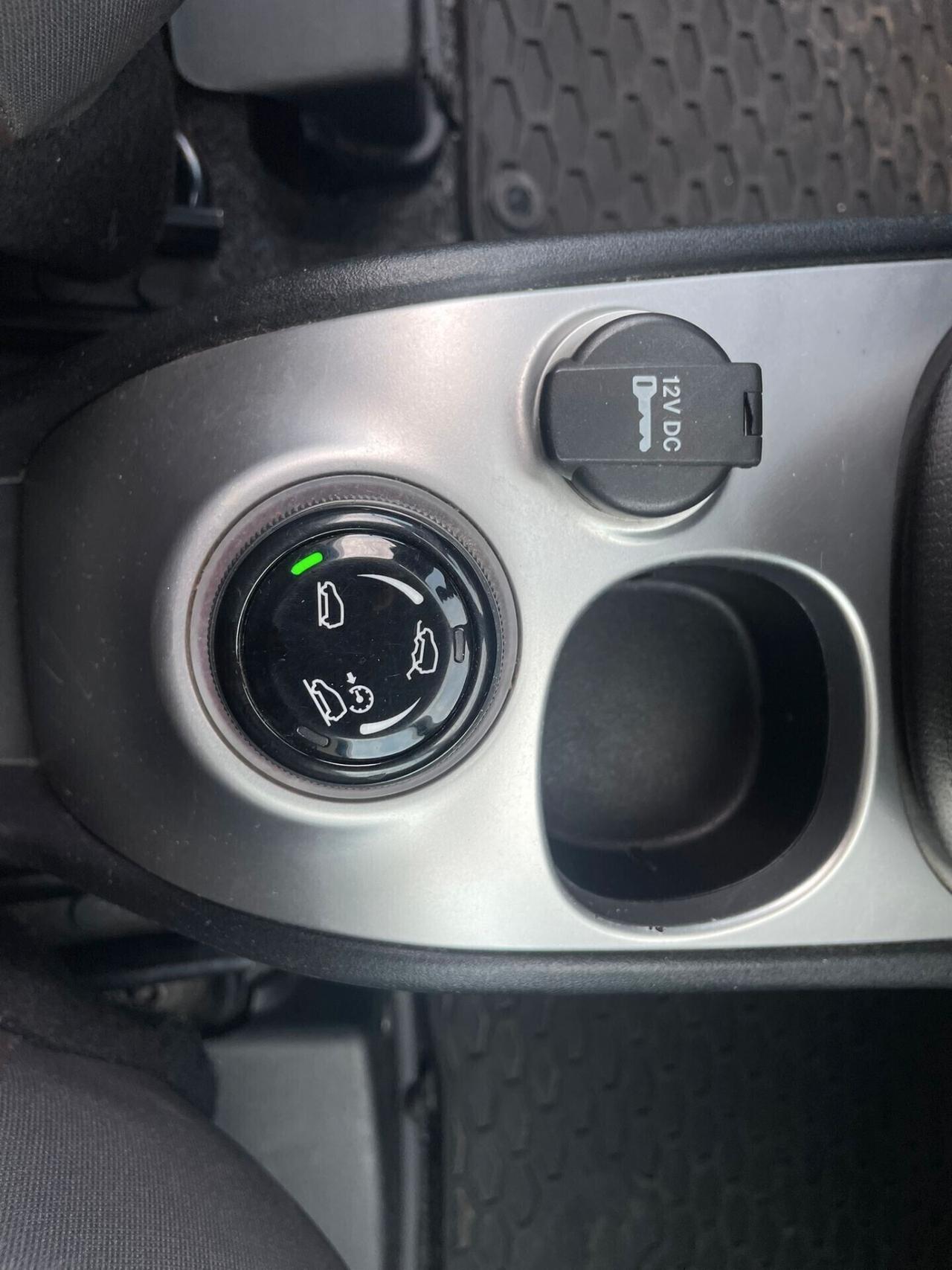 FIAT PANDA CROSS 1.3MJT 4x4 75cv GANCIO TRAINO