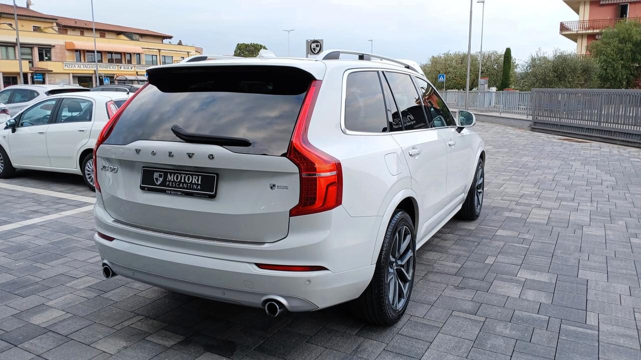 Volvo XC 90 XC90 D5 AWD Geartronic 7 posti Momentum