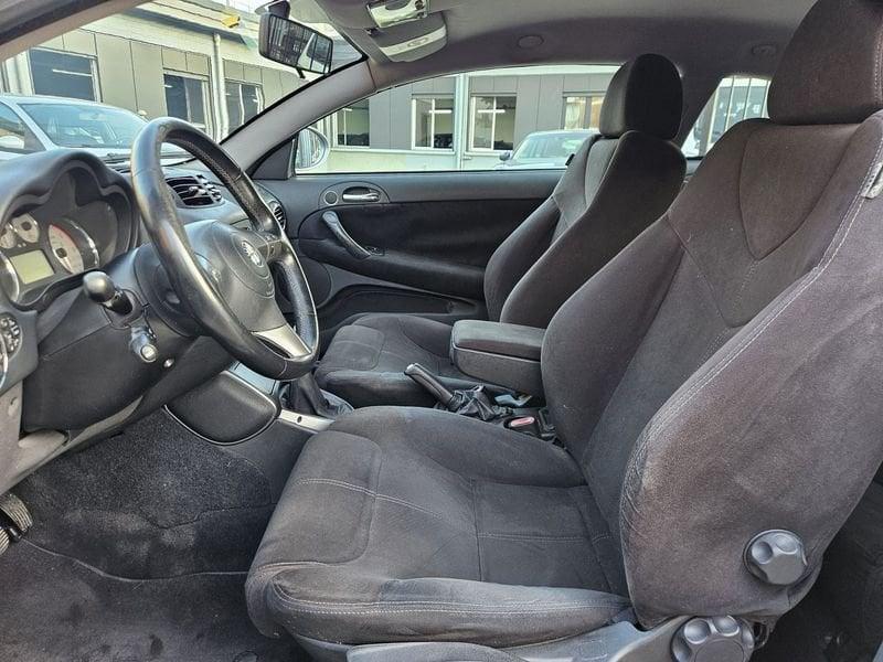 Alfa Romeo GT GT 1.9 jtd mjt Progression
