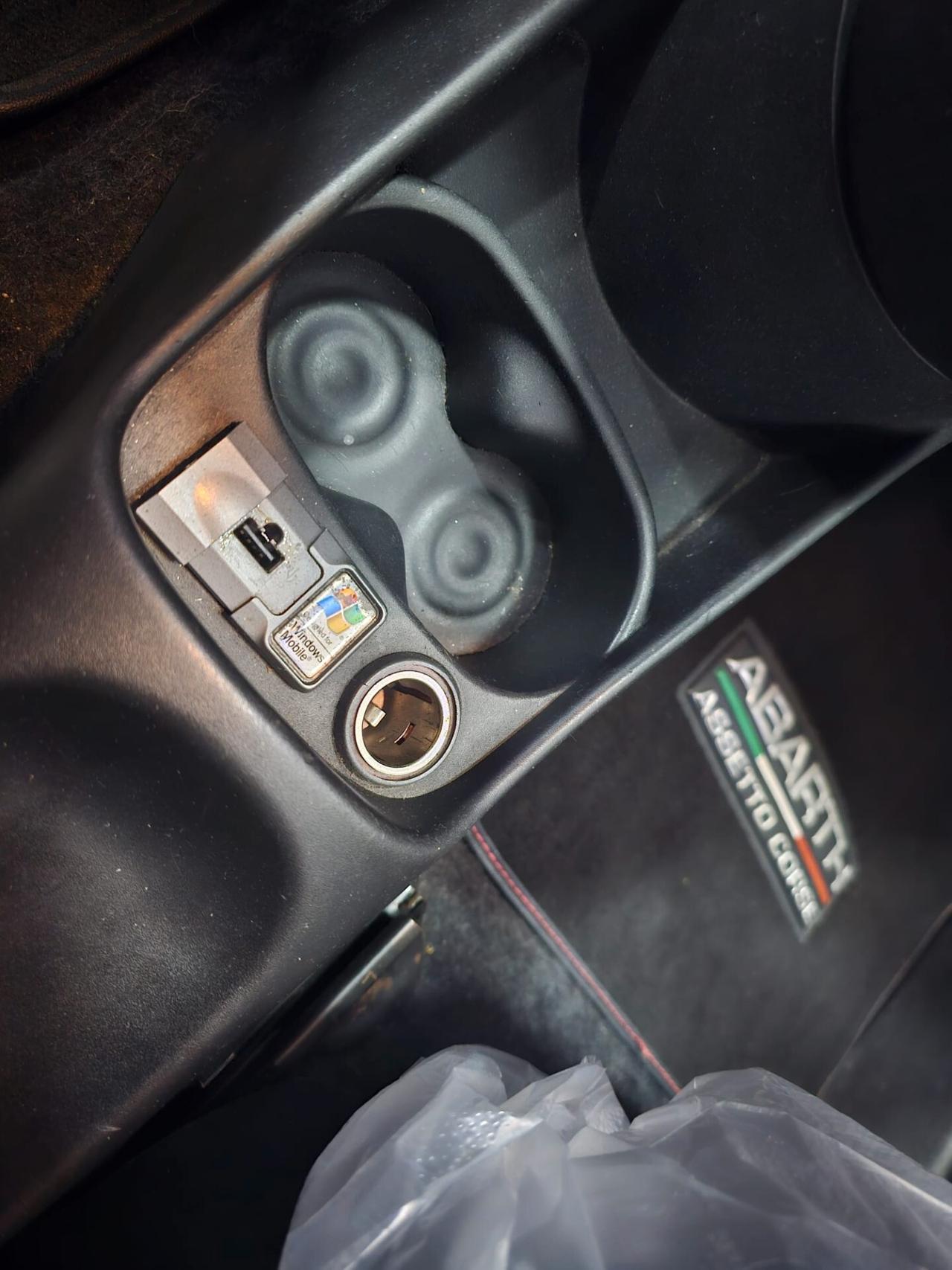 NUOVA ABART 695 TRIBUTO FERRARI 1.4 TURBO T-JET 200CV STAGE 1 SPECIAL EDITION