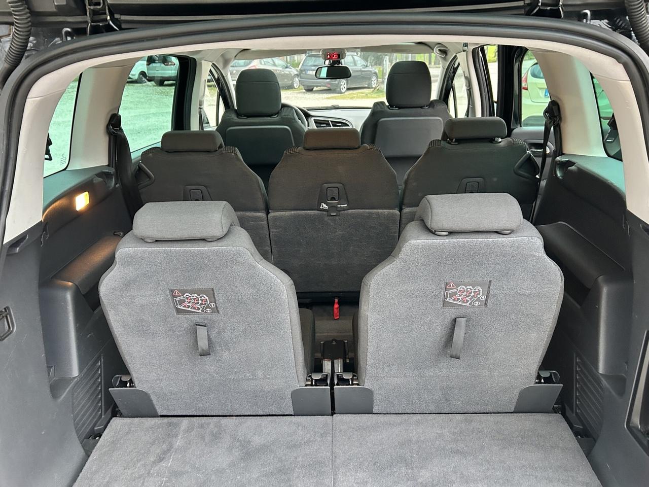 PEUGEOT 5008 1.6HDI 7 POSTI UNICO TOP