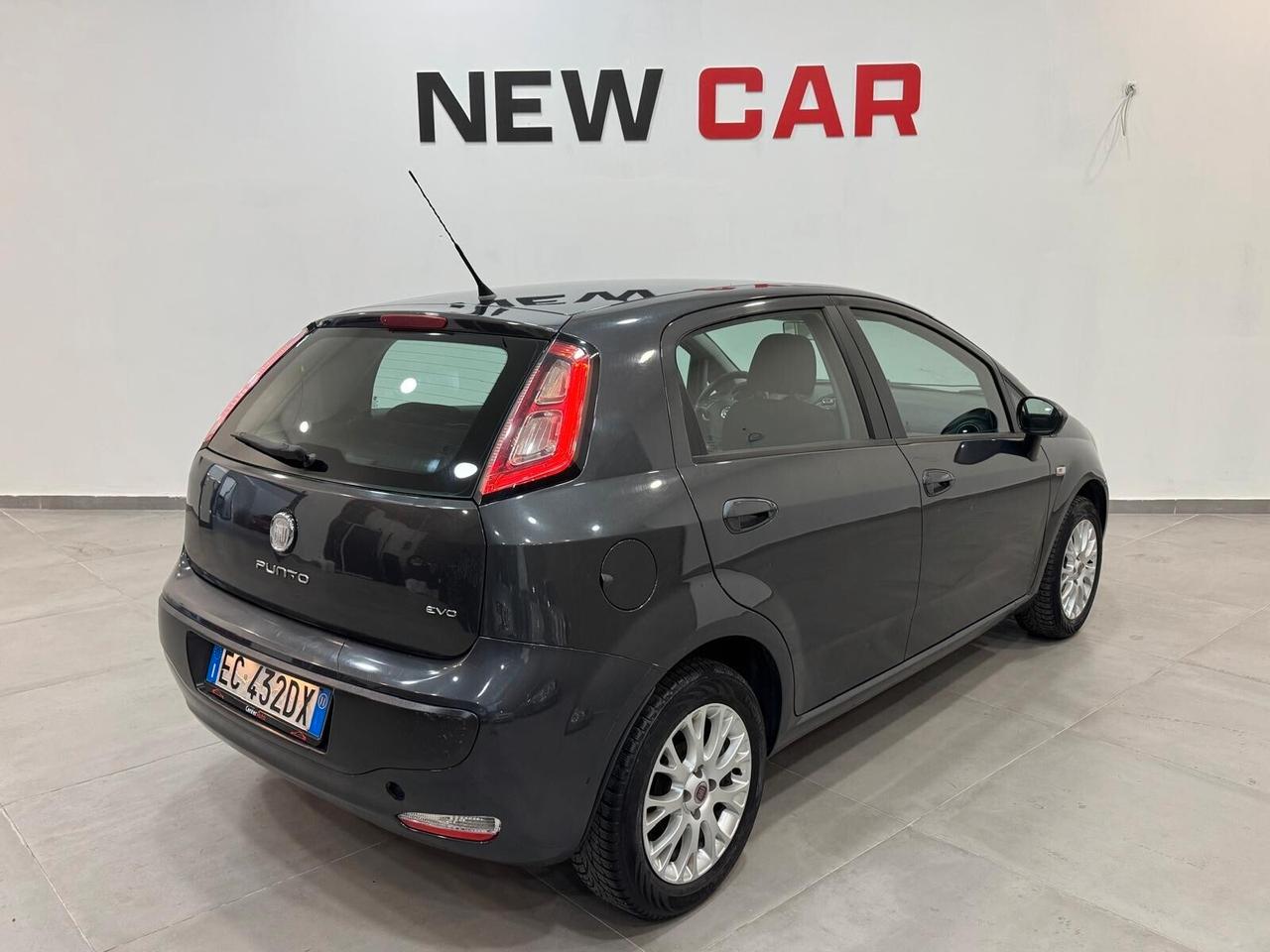 Fiat Punto Evo Punto Evo RETRO CAMERA,NAVI, BLUETH