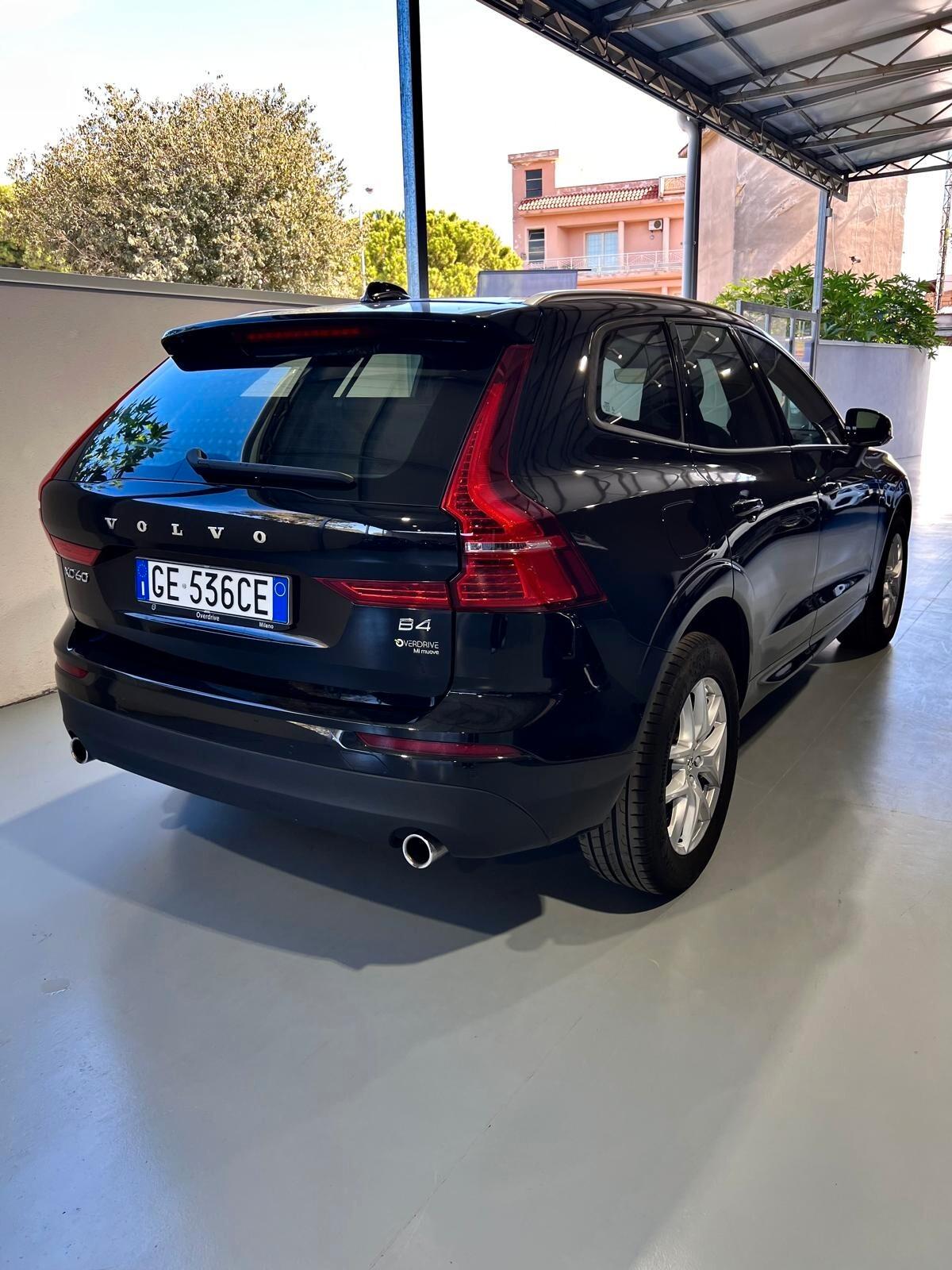 Volvo XC 60 XC60 B4 (d) AWD Geartronic Business Plus