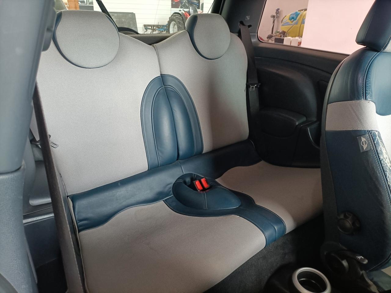 Mini 1.6 16V CV 116 Cooper Checkmate 11/2005