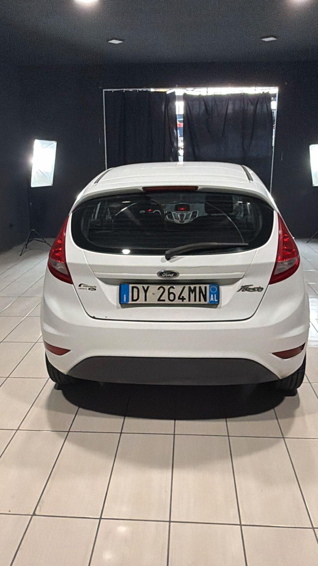 FORD FIESTA DEL 2009 1400 BENZINA GPL FINO AL 2029