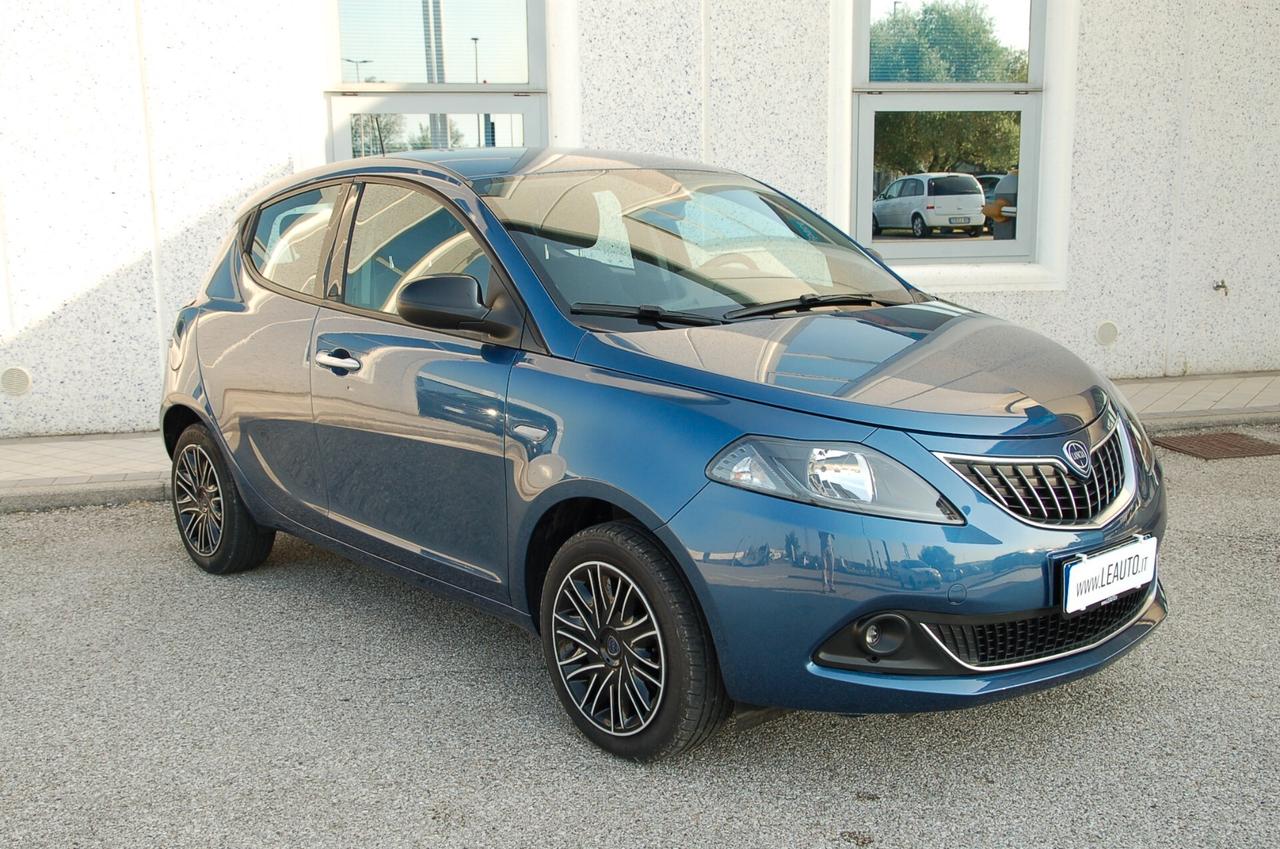 Lancia Ypsilon 1.0 FireFly 5 porte S&S Hybrid Gold Plus