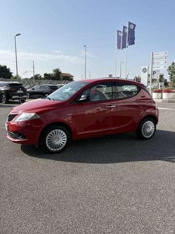 Lancia Ypsilon 1.2 69 CV 5 porte Gold