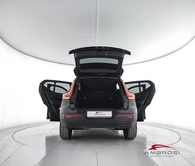 VOLVO XC40 T3 1.5 163cv