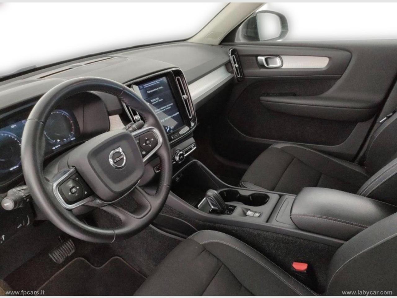 VOLVO XC40 D3 Geartronic R-design TETTO APRIBILE