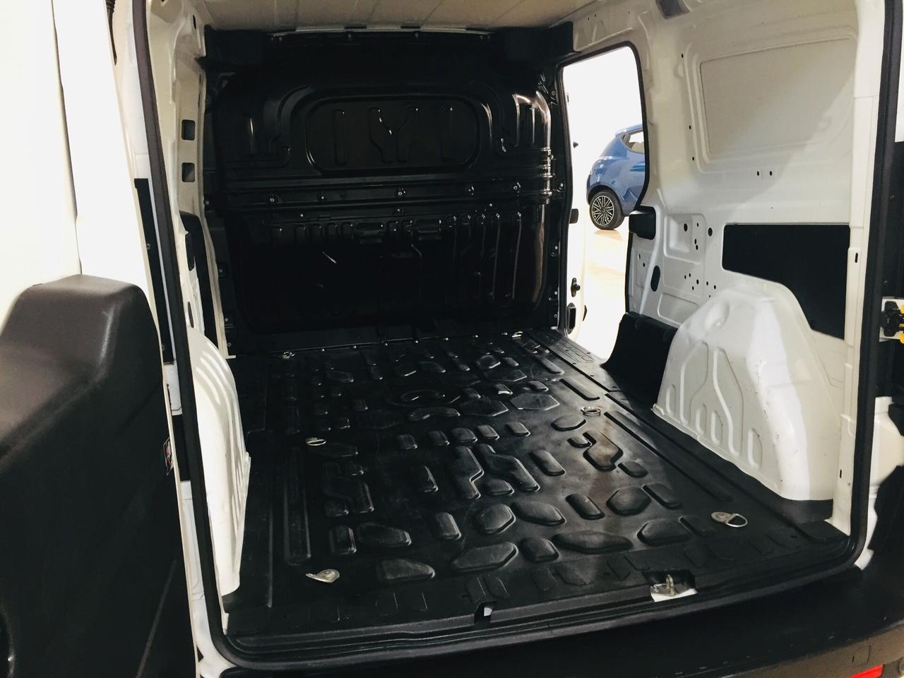 FIAT Doblò Maxi 1.6 MJT Lounge PL-TN SX