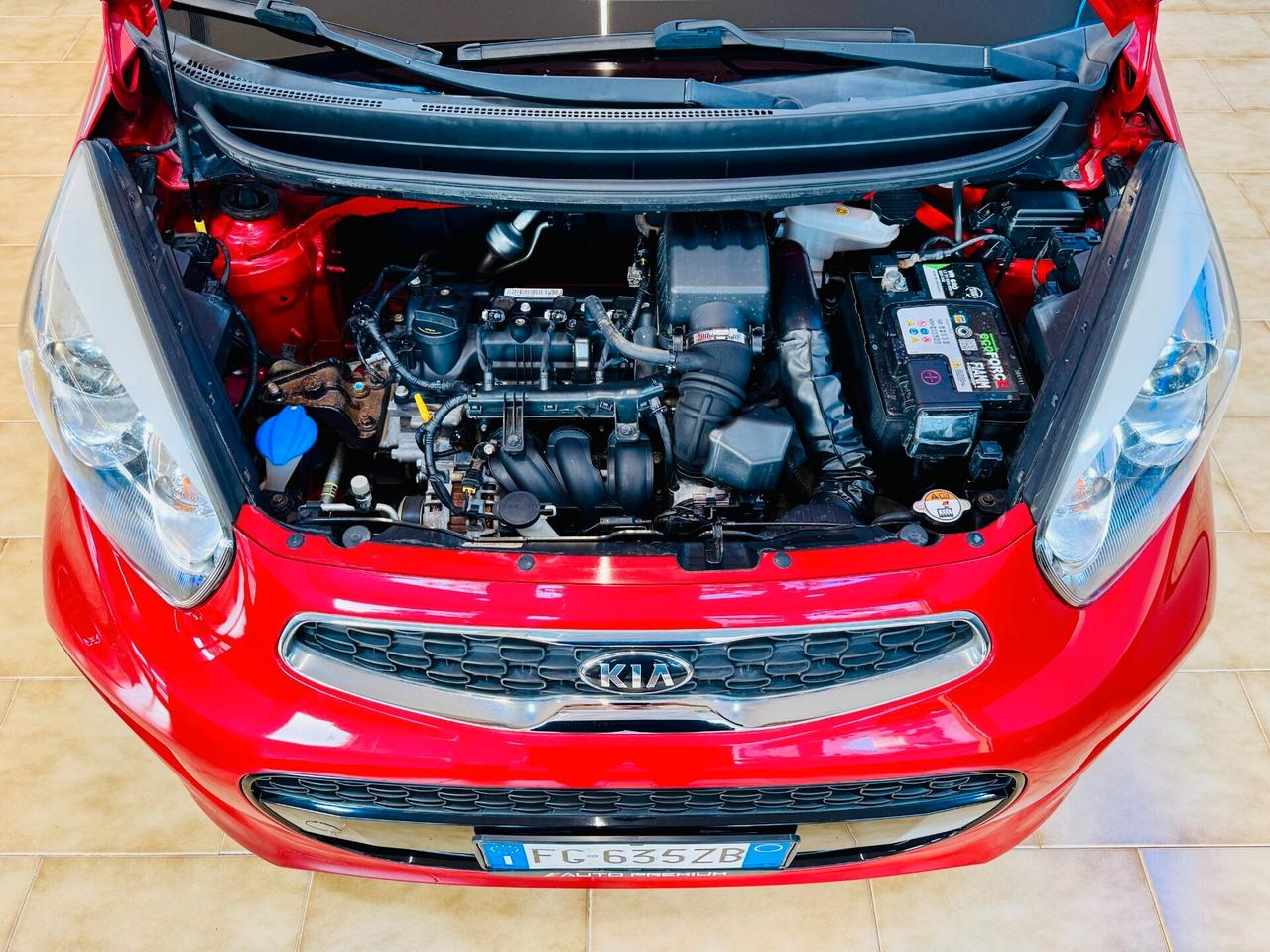 Kia Picanto 1.0 5p. NAVI / R-Camera / Touch