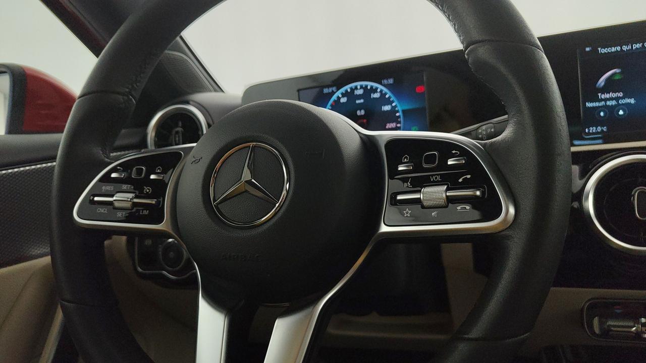 Mercedes-Benz Classe A - W177 2018 - A 200 Sport auto