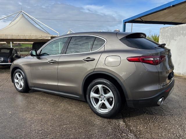 Alfa Romeo Stelvio 2.2 Turbodiesel 180 CV AT8 Q4 Executive