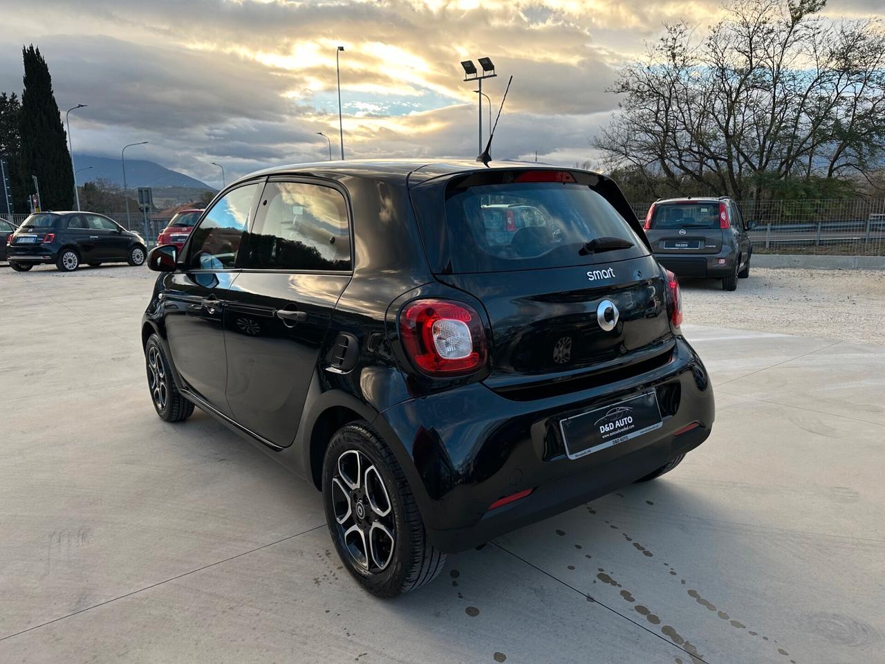 Smart ForFour 70 1.0 Youngster