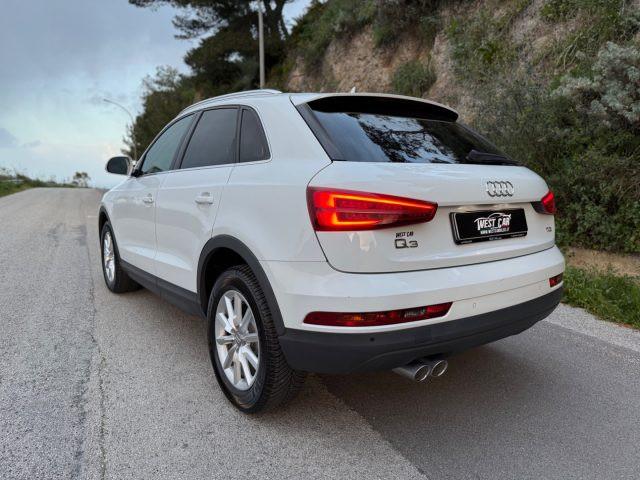 AUDI Q3 2.0 TDI 150 CV Business