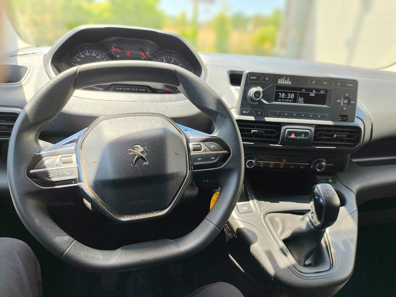 PEUGEOT PARTNER FURGONATO L1 100 CV. PREMIUM RIF:825