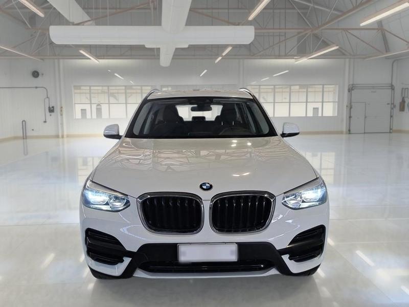 BMW X3 xDrive 30e Business Advantage Autom.