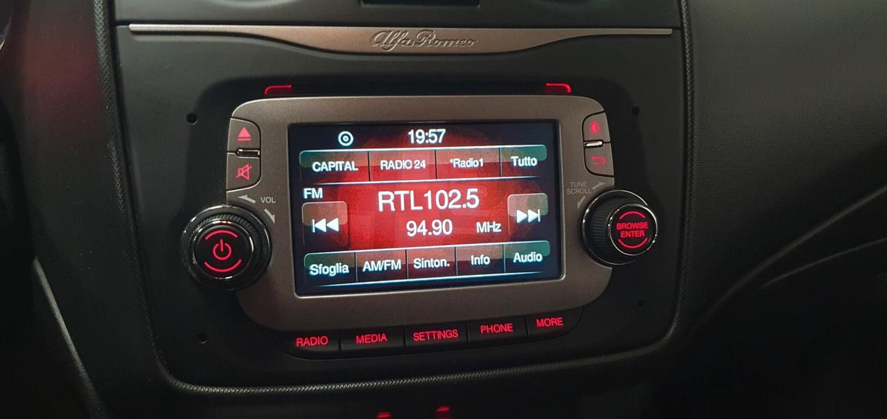 Alfa Romeo MiTo 1.3 JTDm 85 CV S&S Distinctive