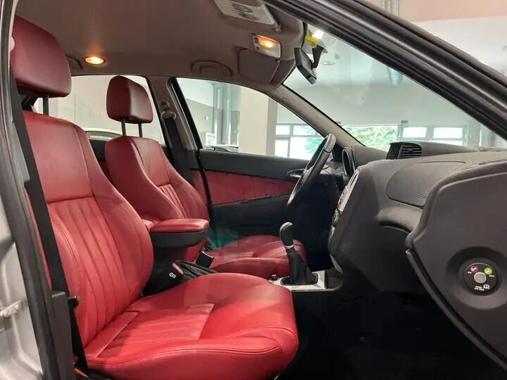 Alfa Romeo 156 2.5i V6 24V cat Distinctive