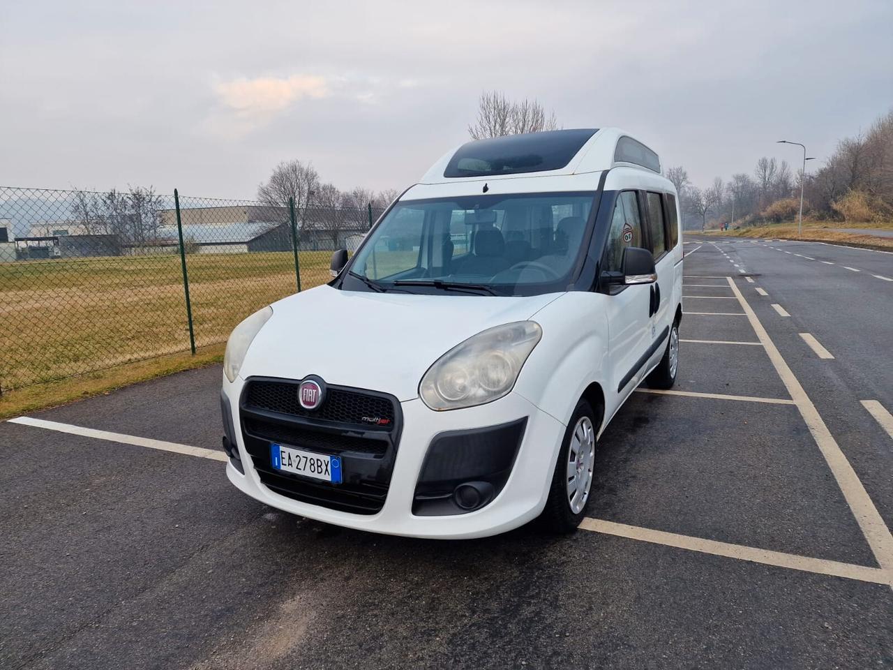Fiat Doblo 1.6 MJT 16V trasporto disabili - 2012