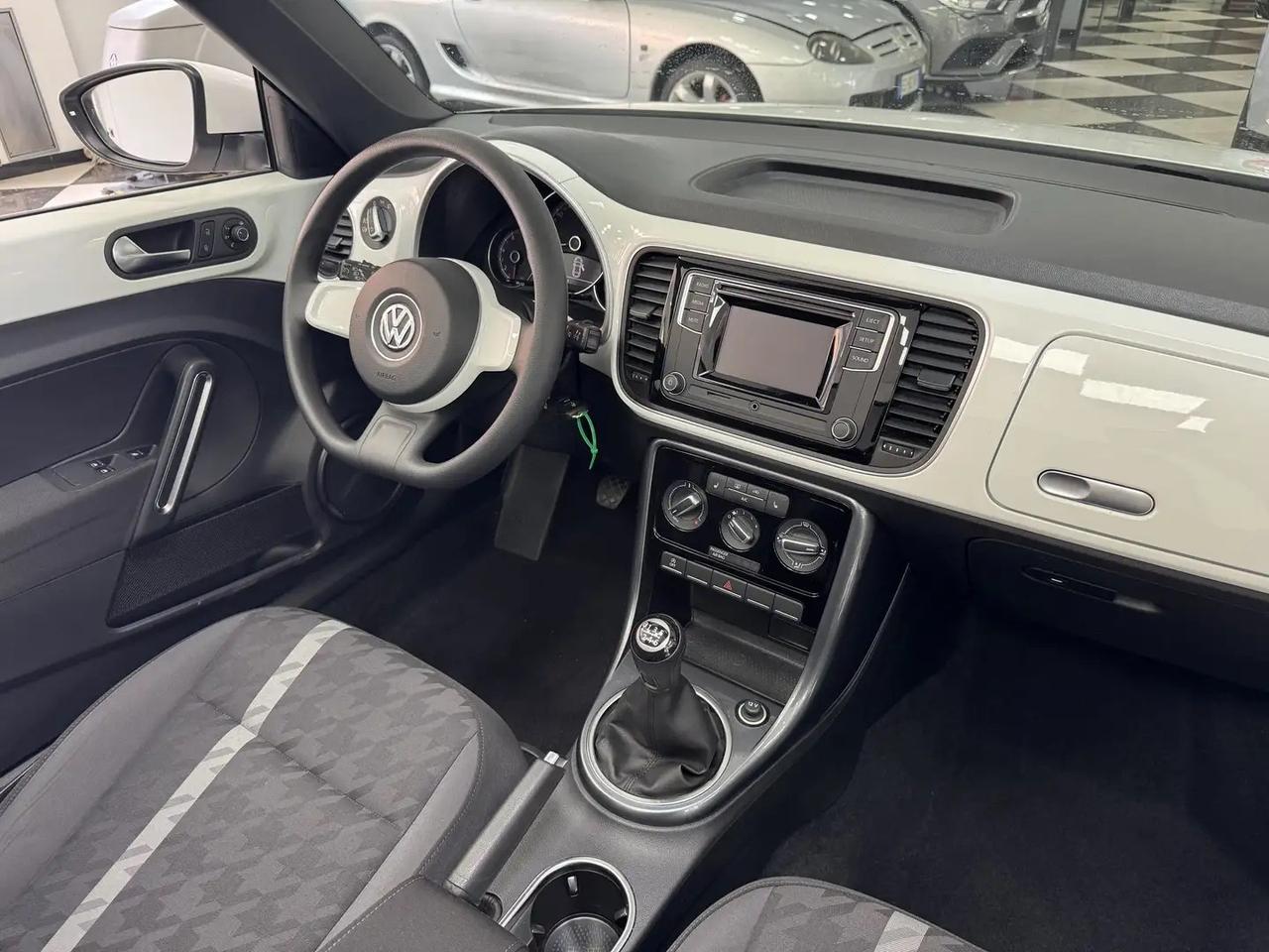 Volkswagen Maggiolino Cabrio 1.2 TSI Design BlueMotion Technology