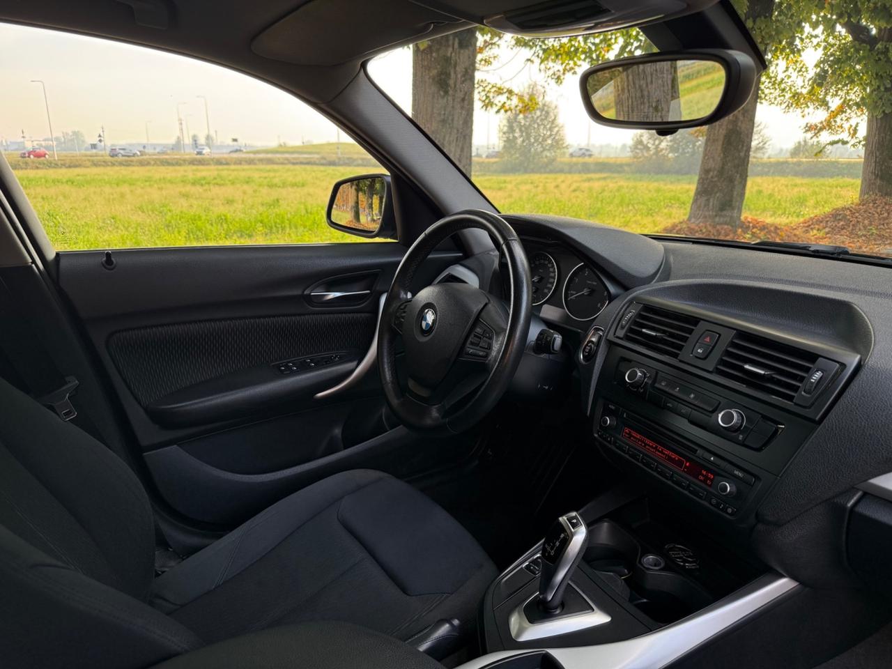 Bmw 116 116d 5p. Urban