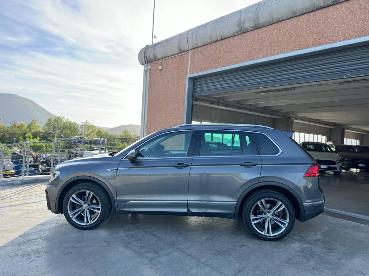 Volkswagen Tiguan 2.0 TDI 150cv R-LINE SCR DSG Advanced BlueMotion Technology