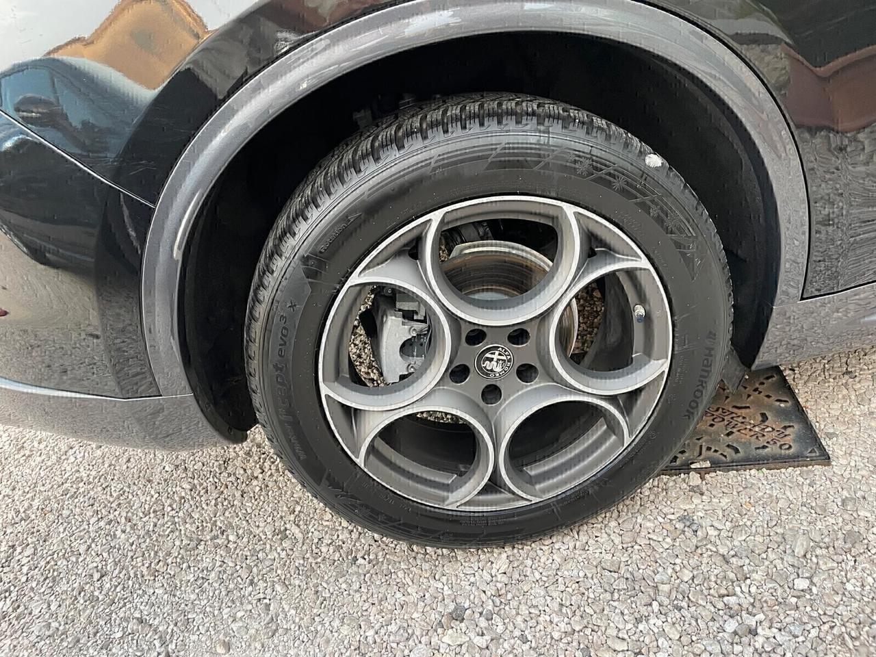 Alfa Romeo Stelvio 2.2 Turbodiesel TI 210 CV Q4