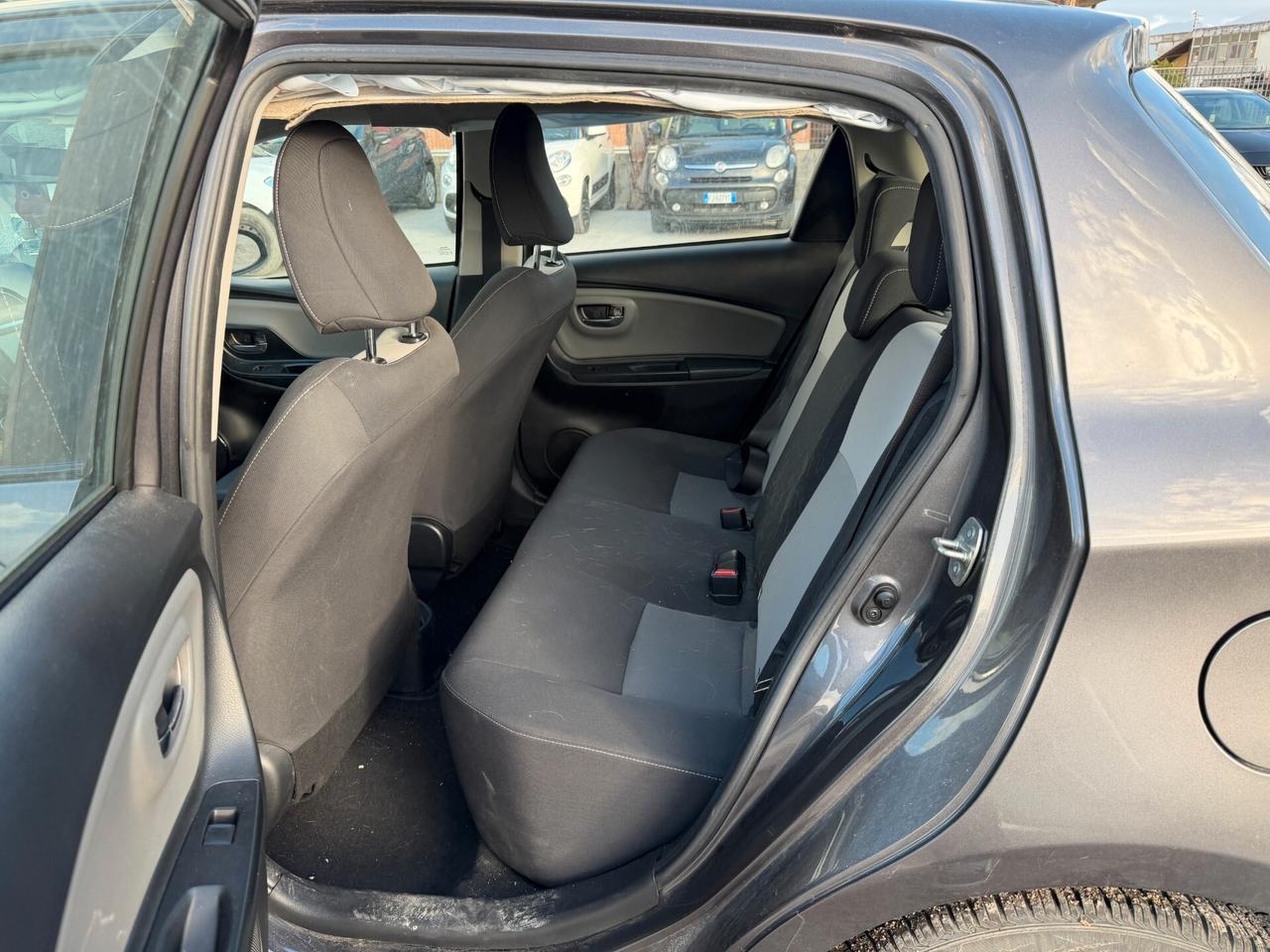 TOYOTA YARIS 2017 1.5 BENZINA 111 CV *MARCIANTE